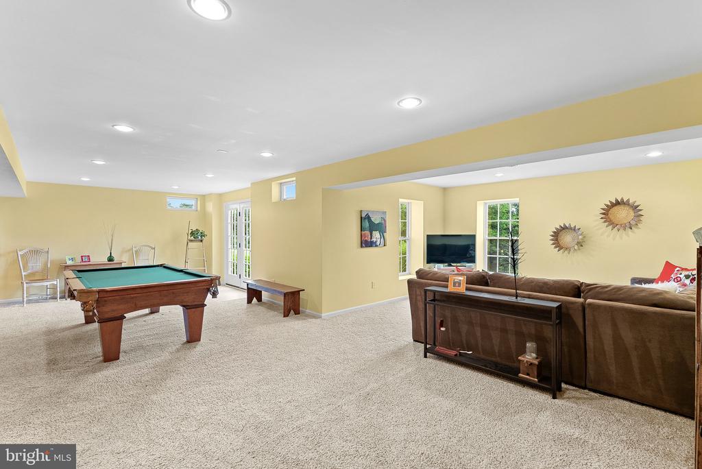 36453 DWYER COURT
