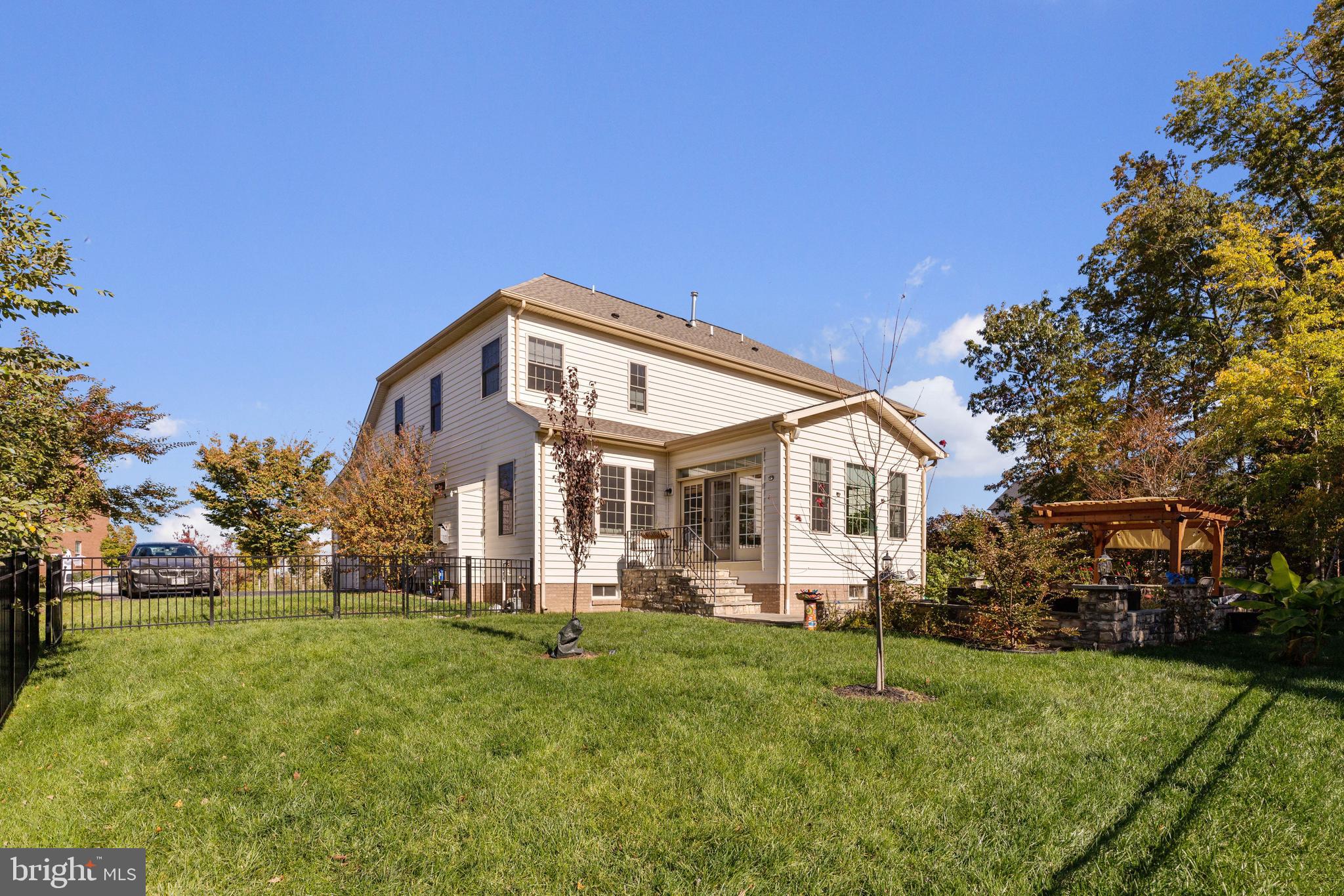 42177 BUNKER WOODS PLACE