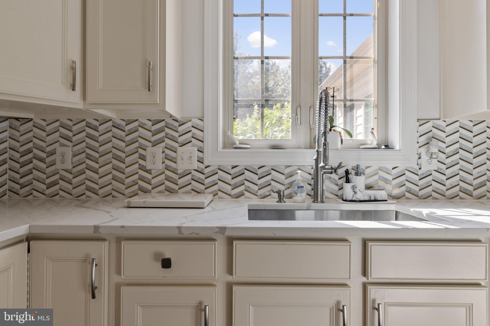 42177 BUNKER WOODS PLACE