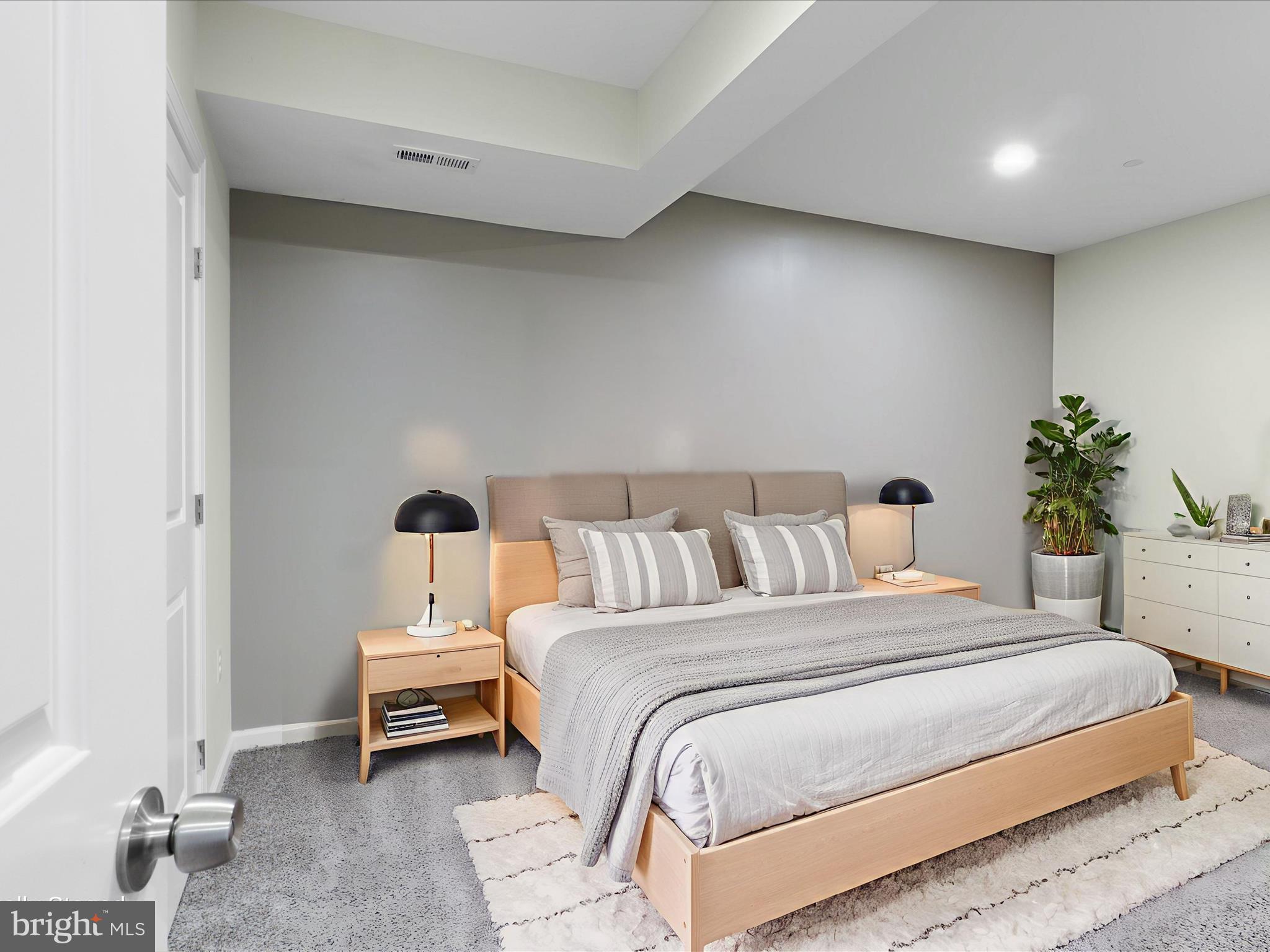 42177 BUNKER WOODS PLACE