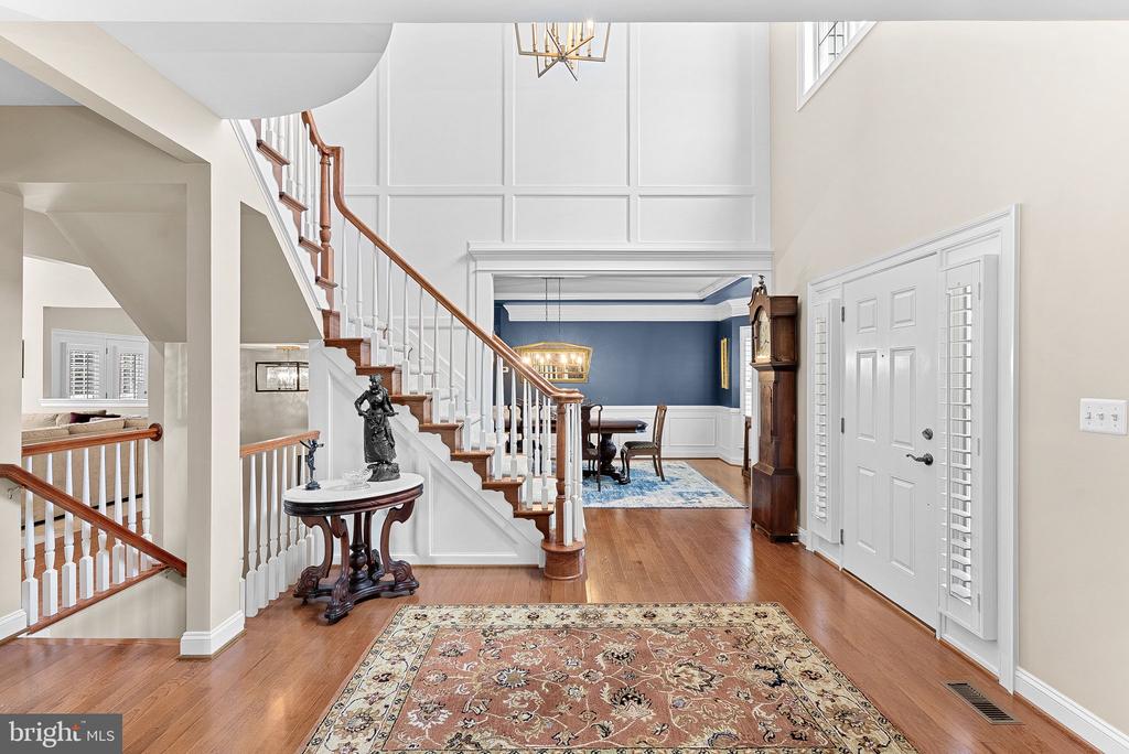 16534 GOLDENCREST CIRCLE