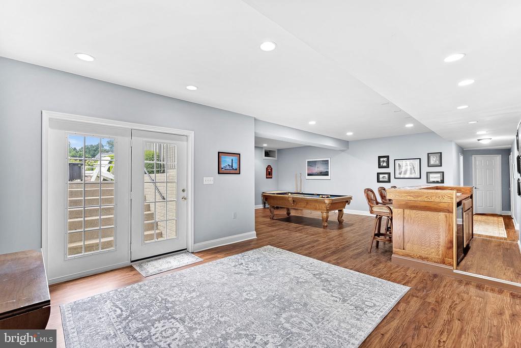 16534 GOLDENCREST CIRCLE