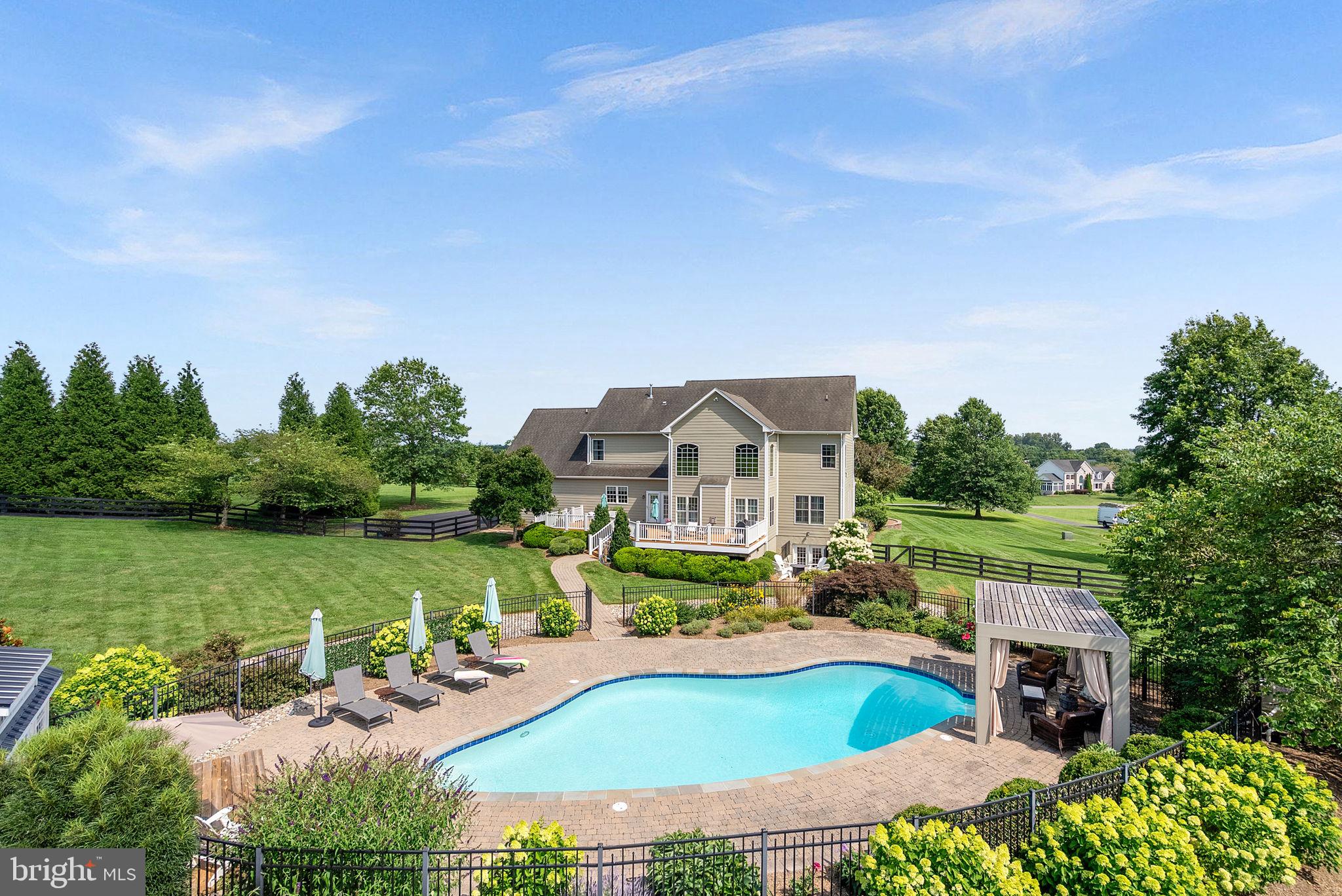 16534 GOLDENCREST CIRCLE