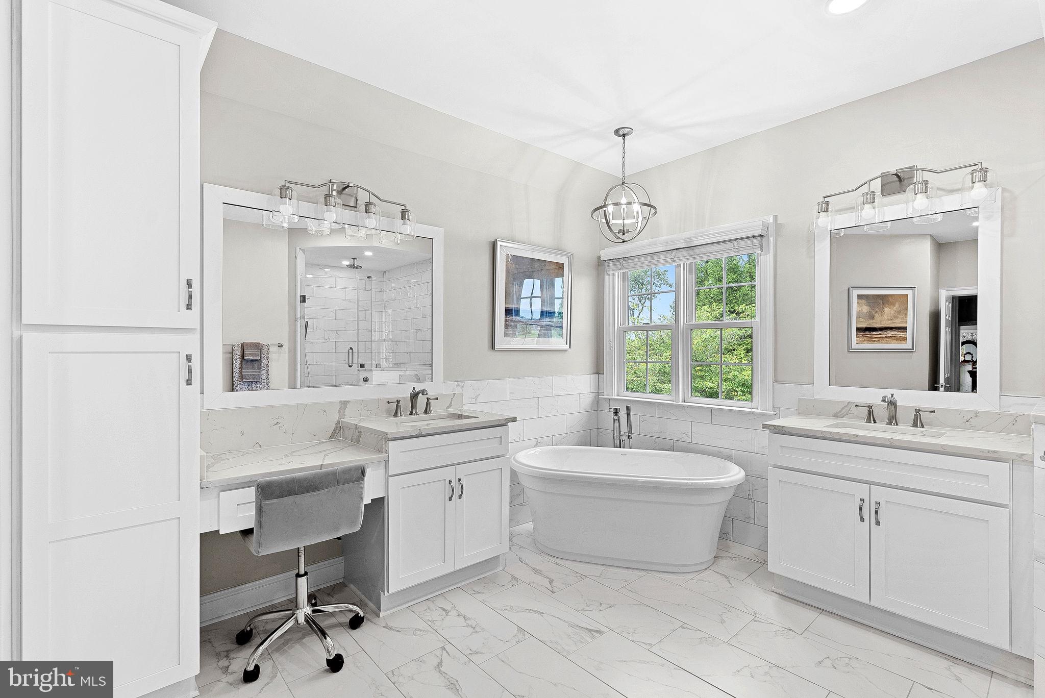 16534 GOLDENCREST CIRCLE