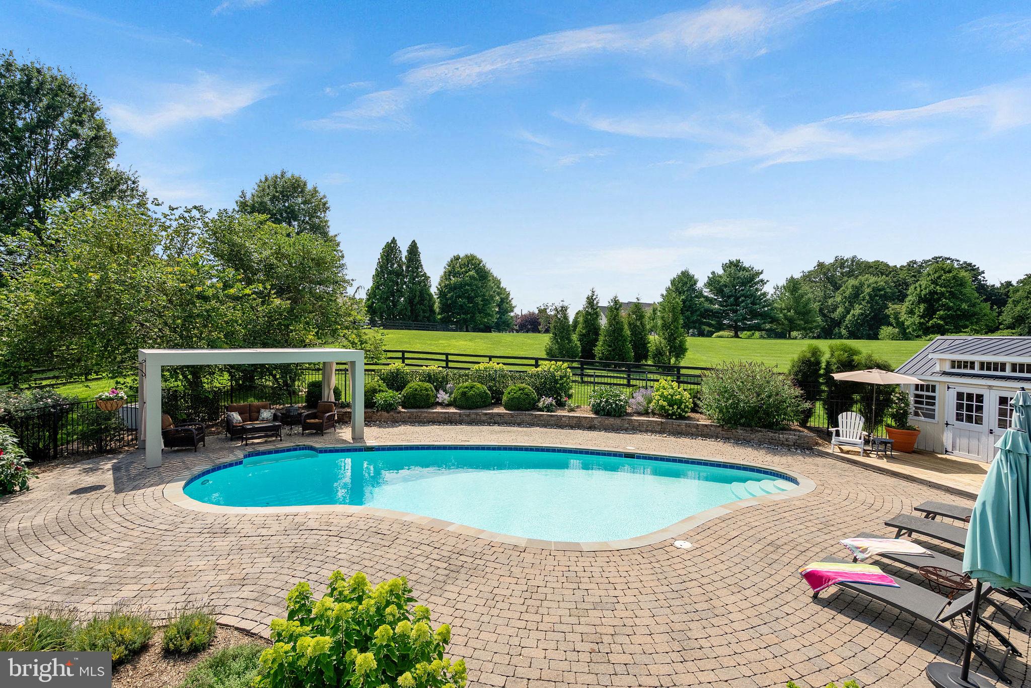 16534 GOLDENCREST CIRCLE