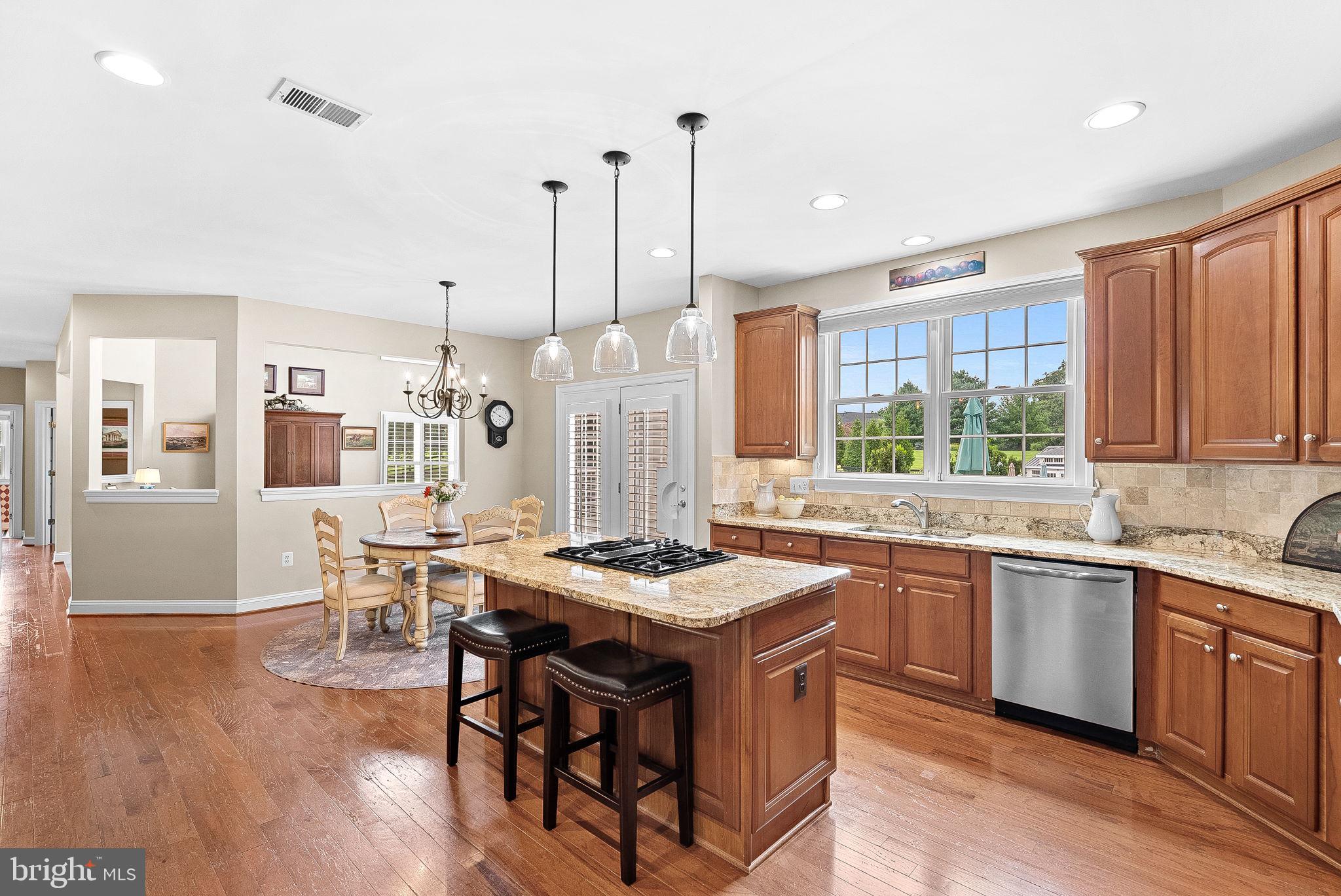 16534 GOLDENCREST CIRCLE