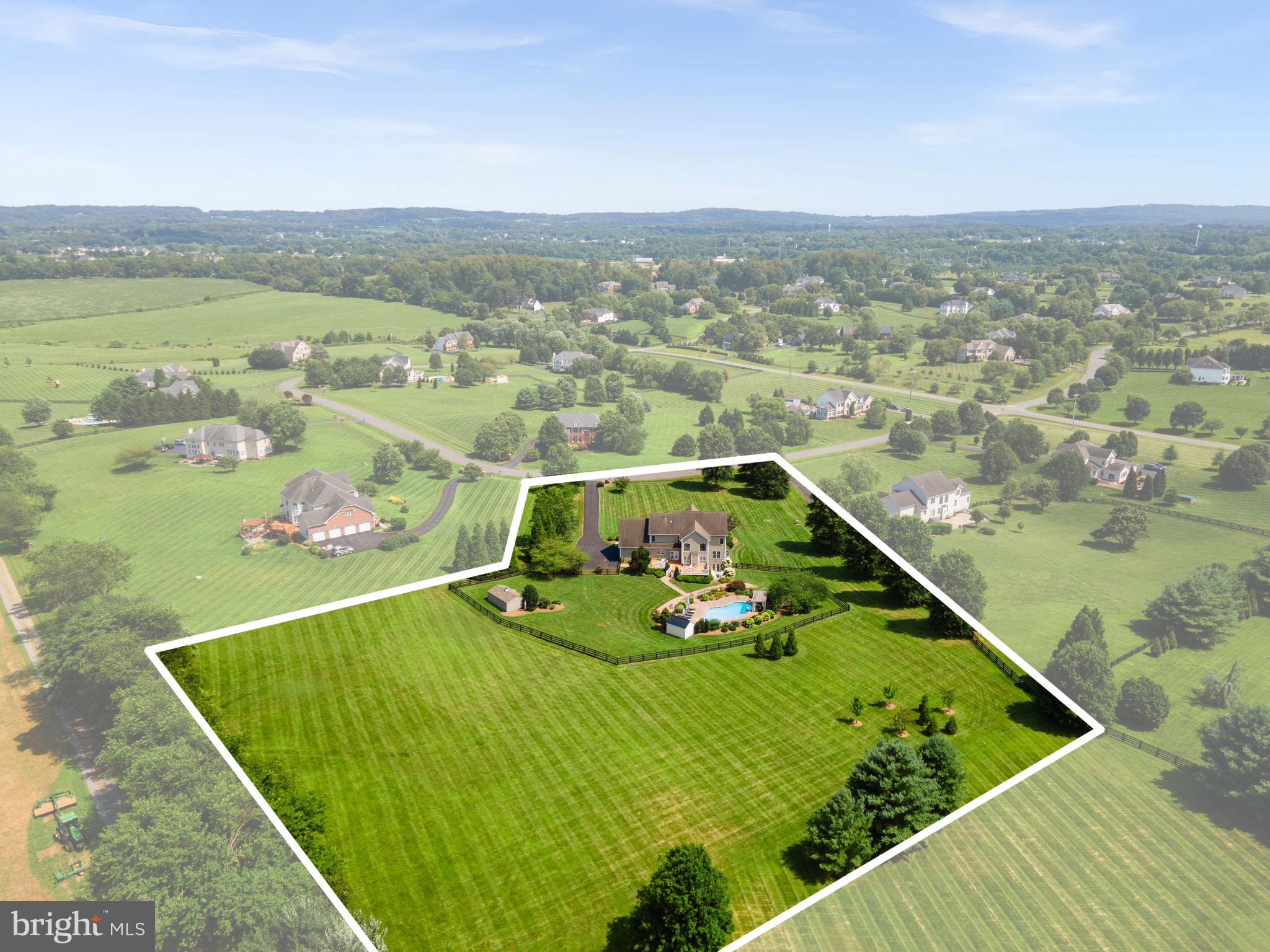 16534 GOLDENCREST CIRCLE