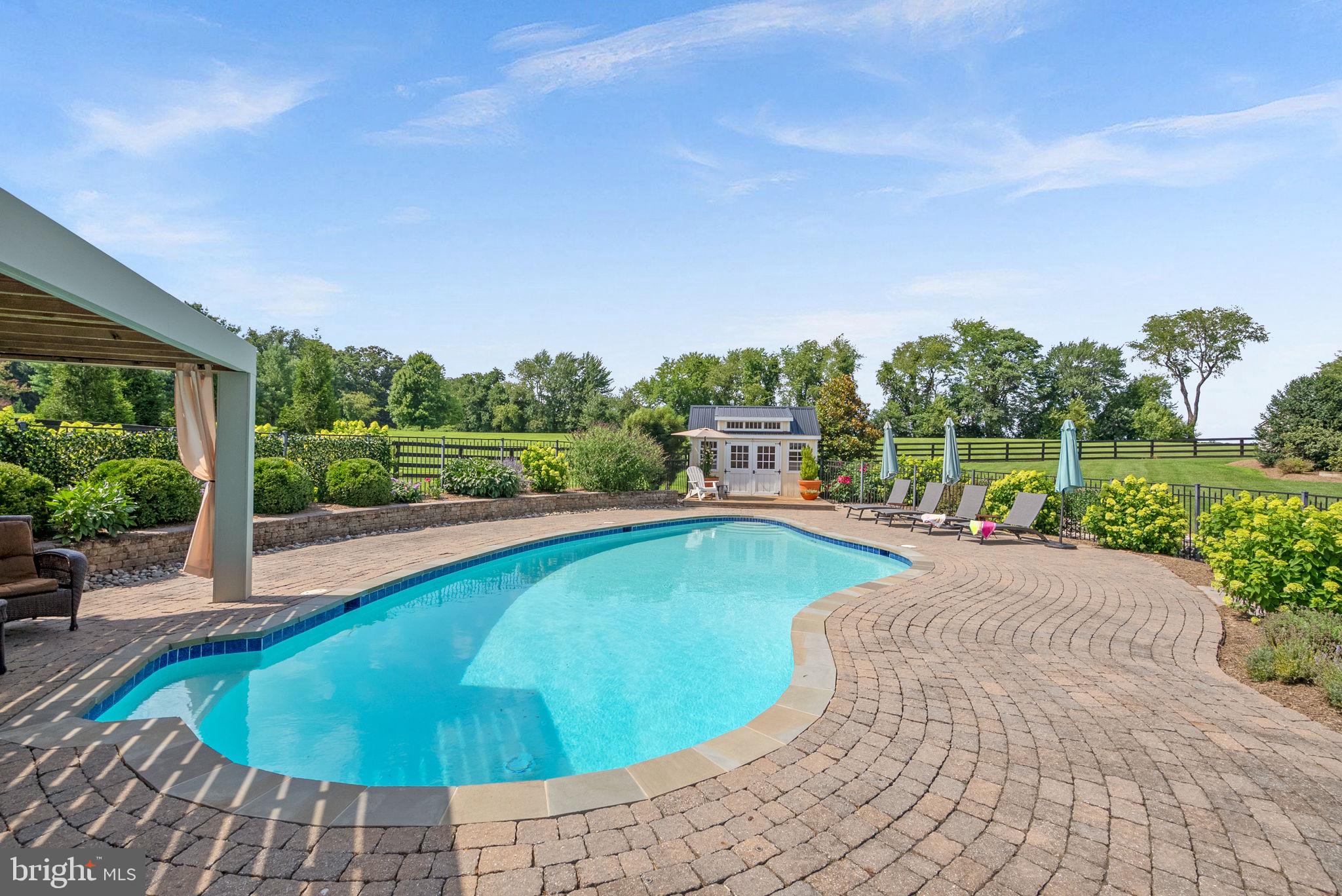 16534 GOLDENCREST CIRCLE