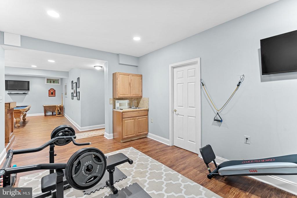 16534 GOLDENCREST CIRCLE