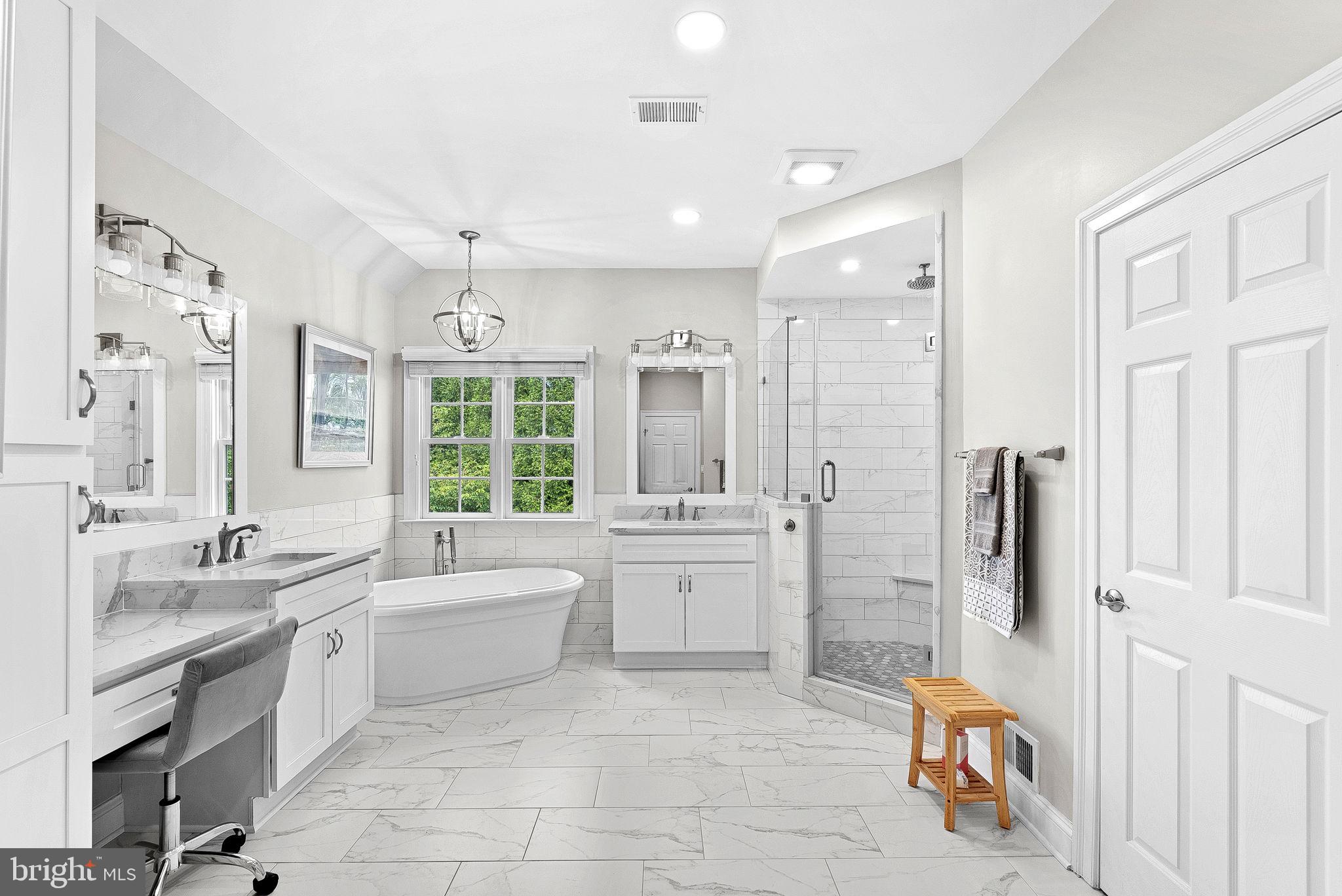 16534 GOLDENCREST CIRCLE