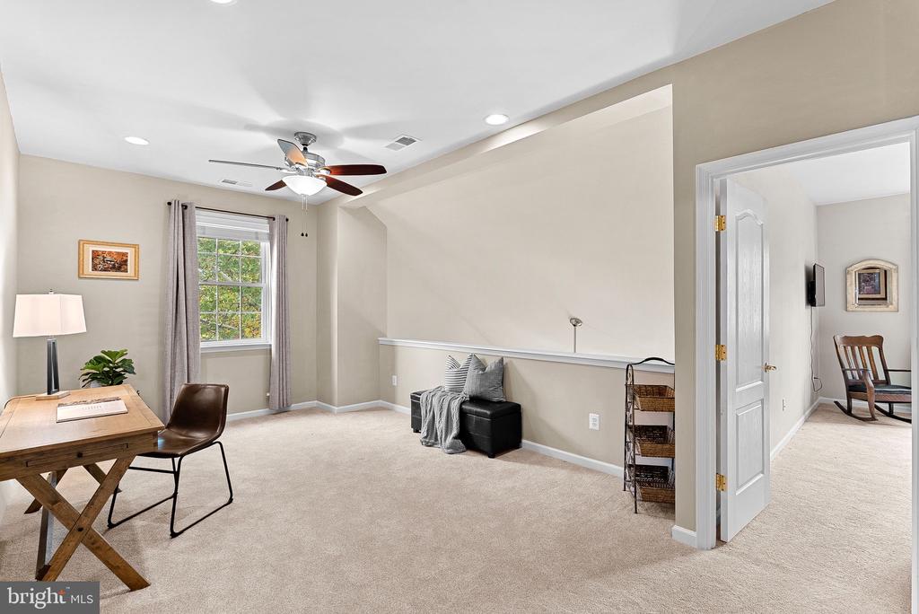 44397 ADARE MANOR SQUARE