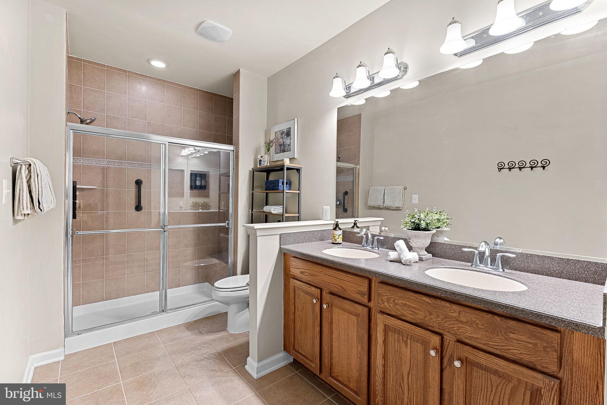 44397 ADARE MANOR SQUARE