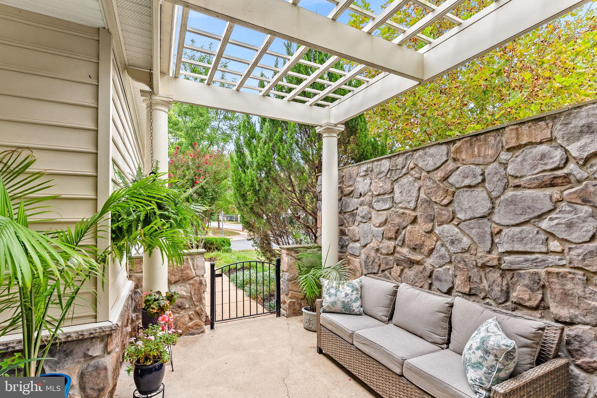 44397 ADARE MANOR SQUARE