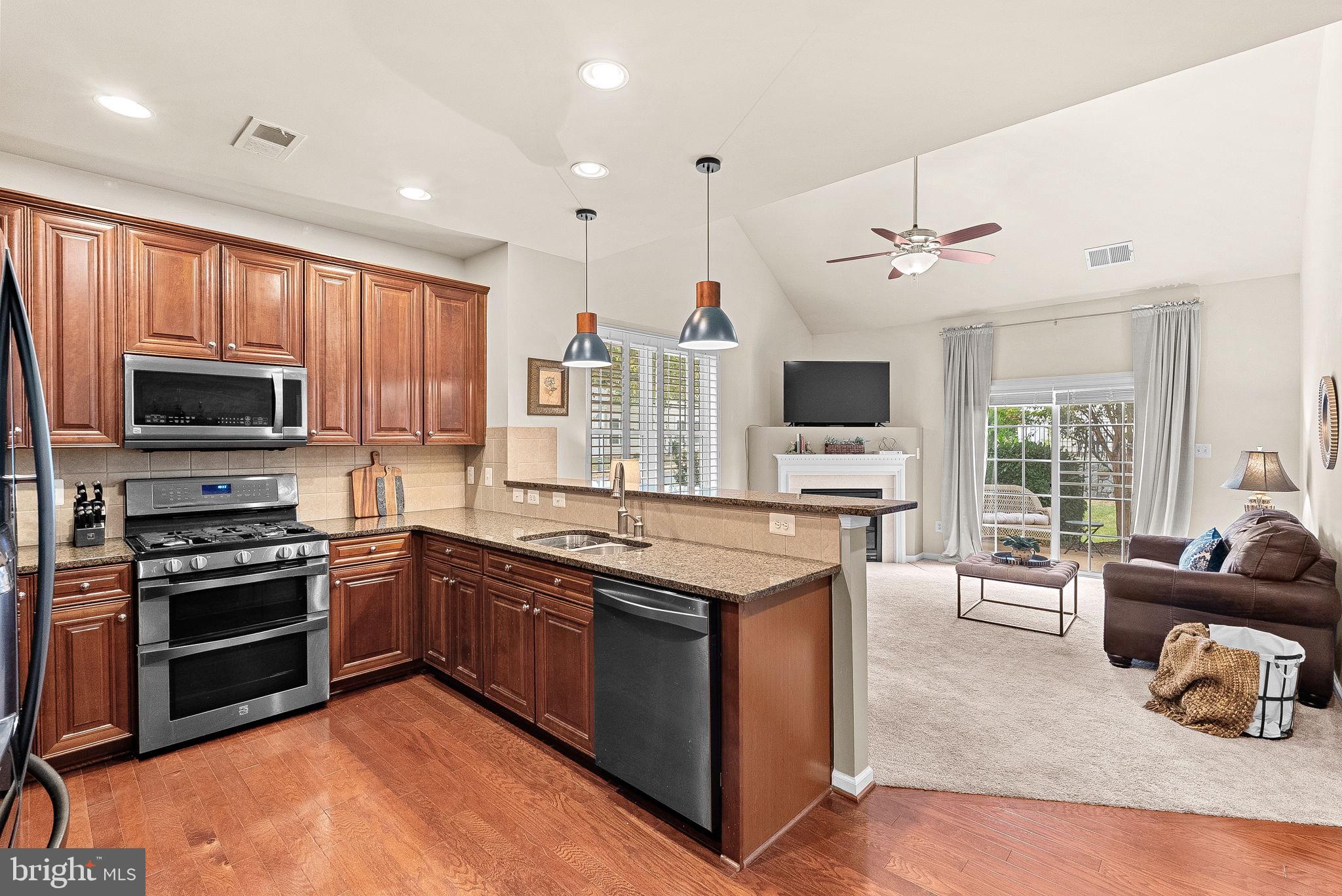 44397 ADARE MANOR SQUARE