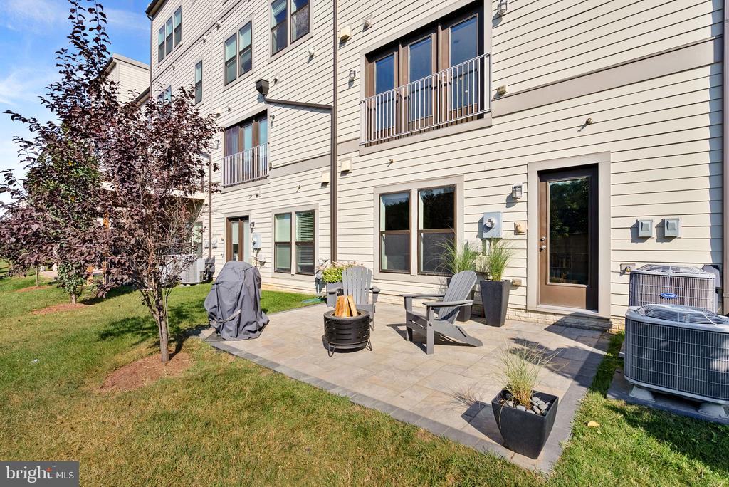 20119 OLD LINE TERRACE