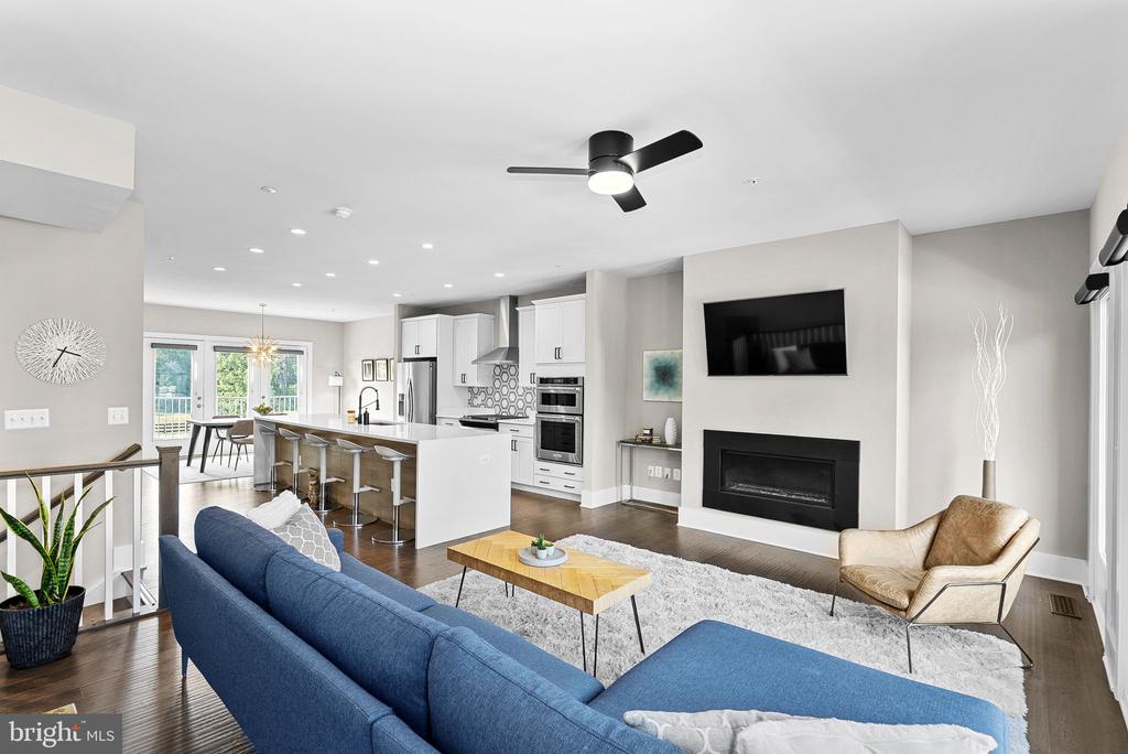 20119 OLD LINE TERRACE