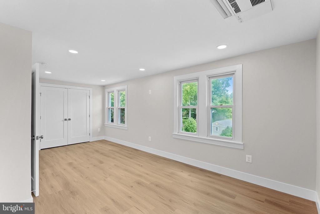 321 W J STREET