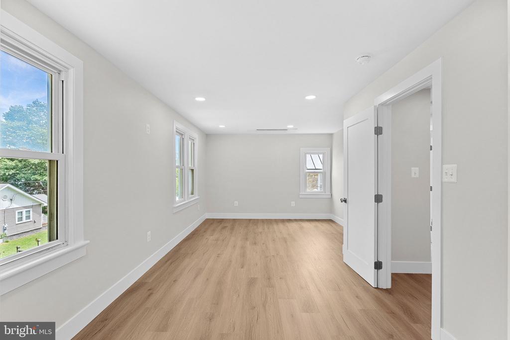 321 W J STREET