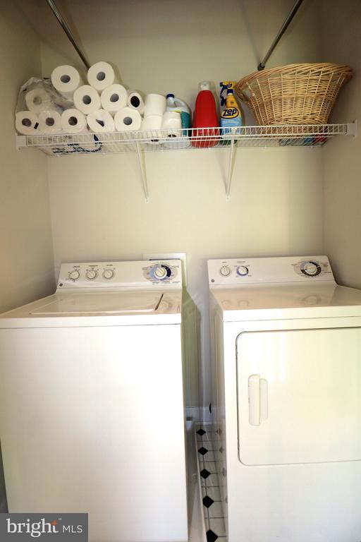 43795 LEES MILL SQUARE