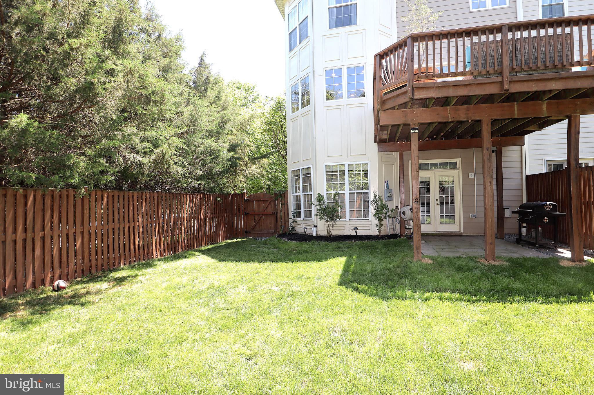 43795 LEES MILL SQUARE