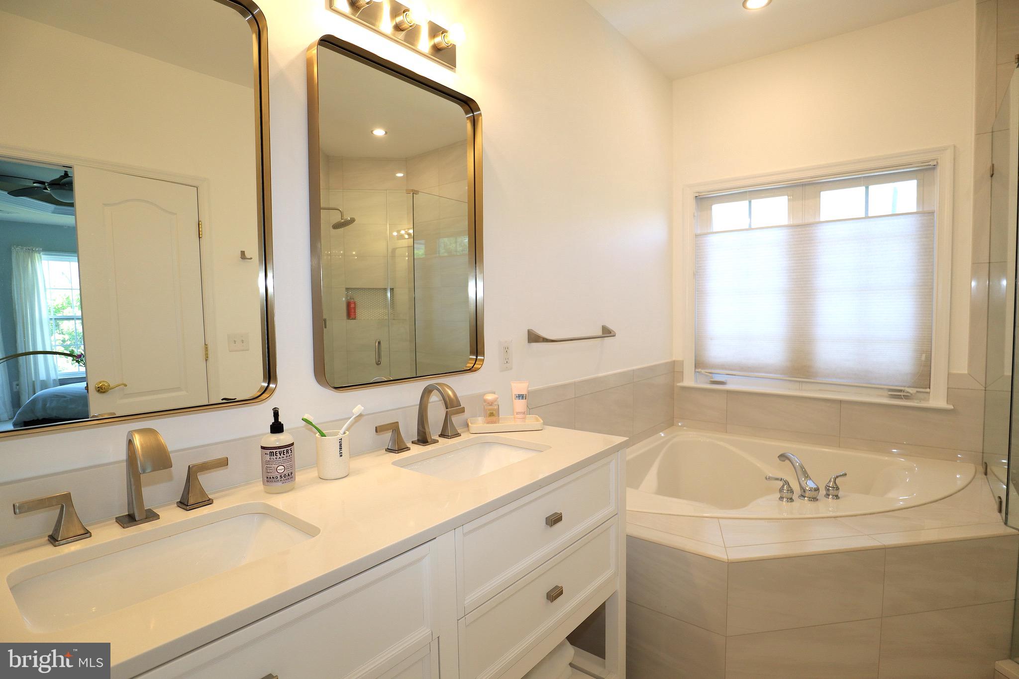 43795 LEES MILL SQUARE
