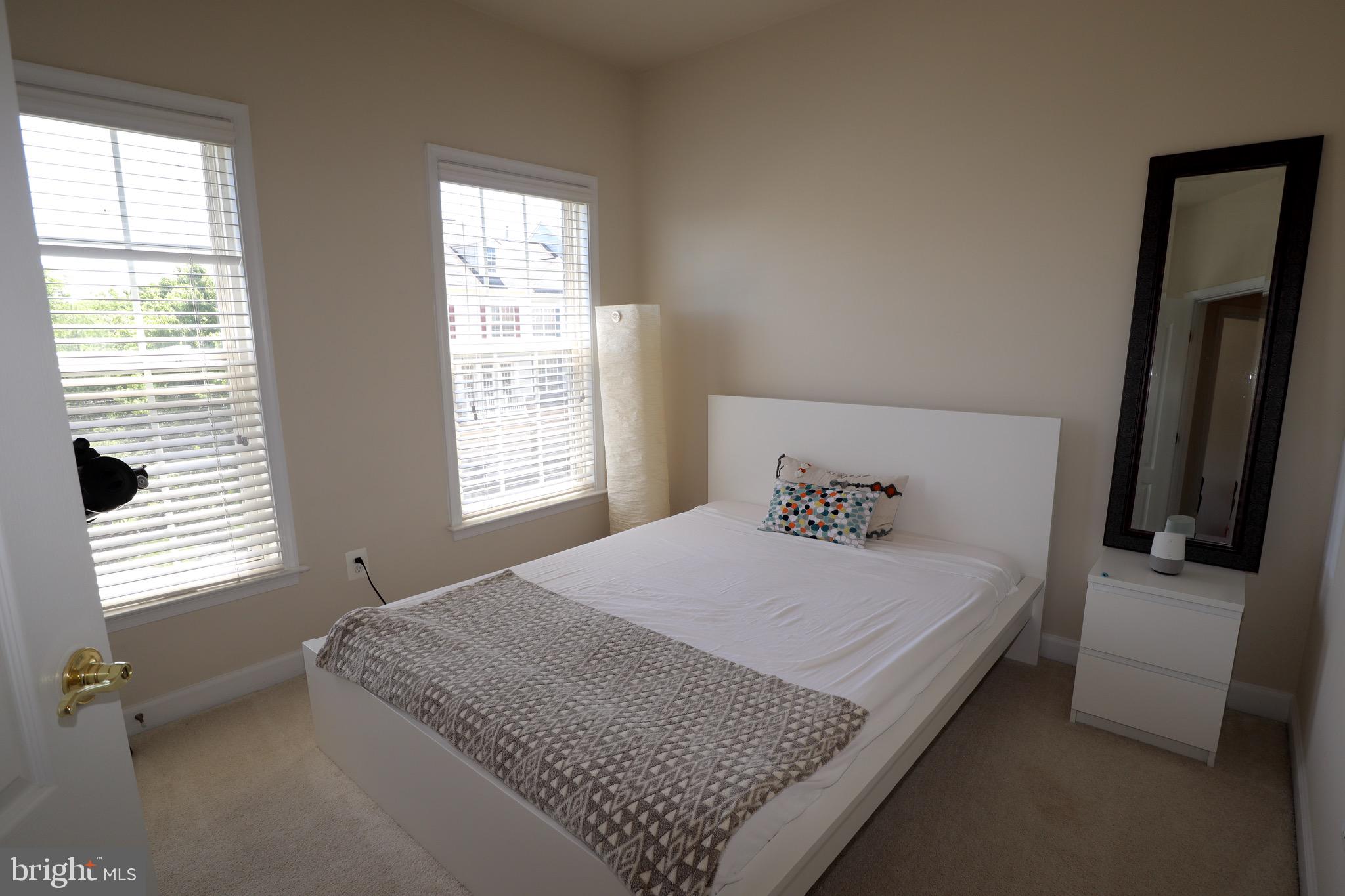 43795 LEES MILL SQUARE