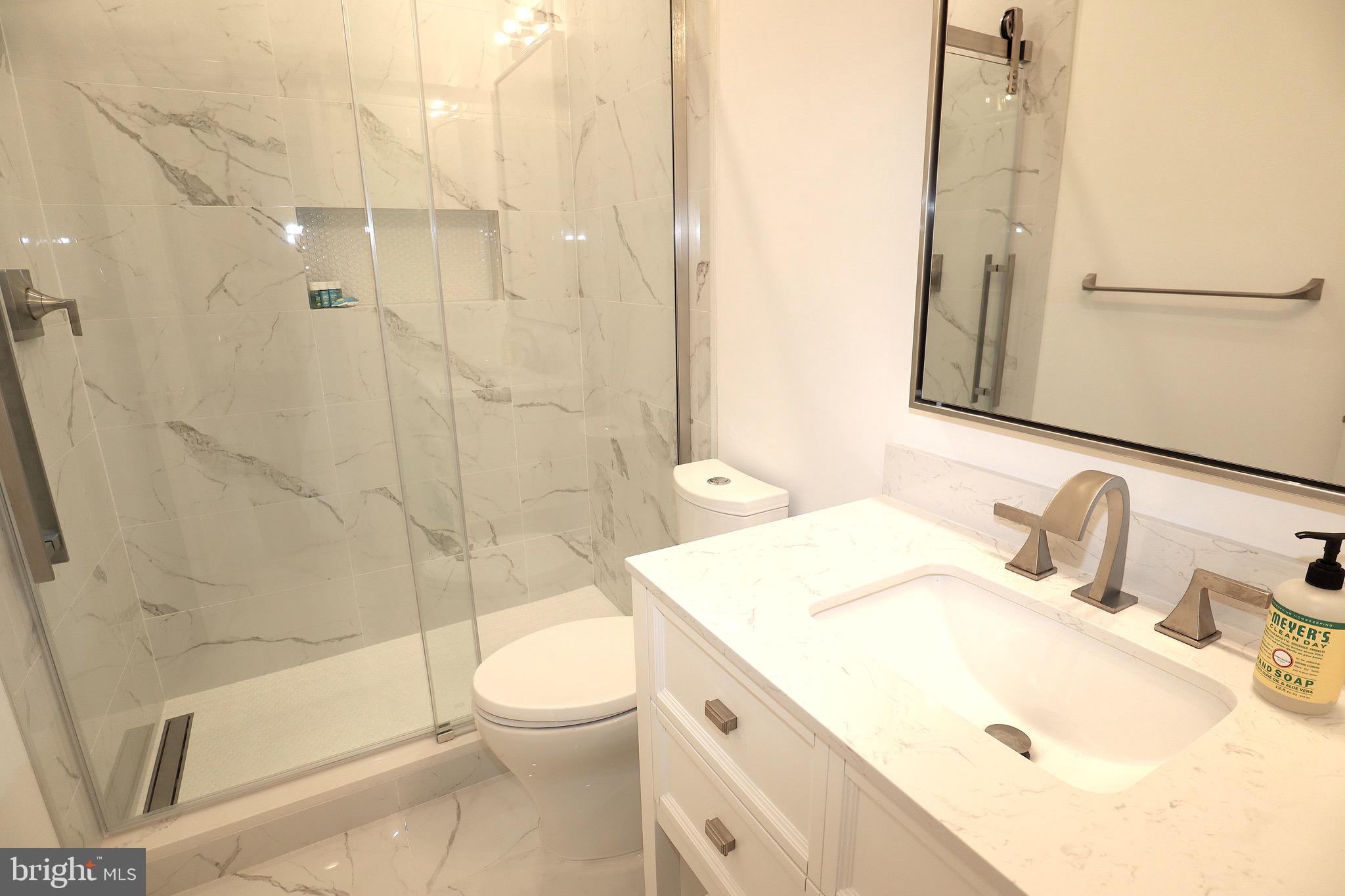 43795 LEES MILL SQUARE