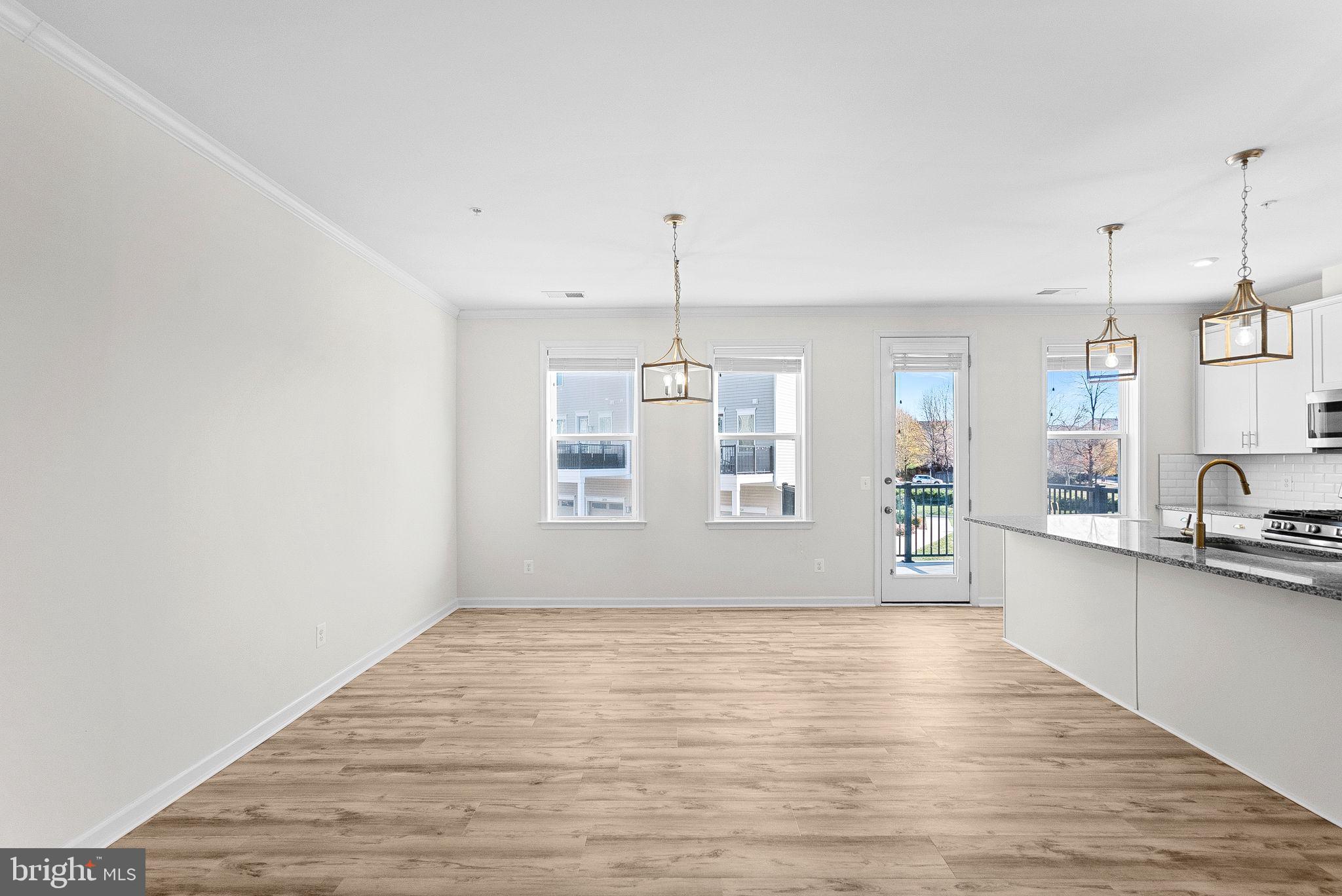 42020 GLADE CREEK TERRACE