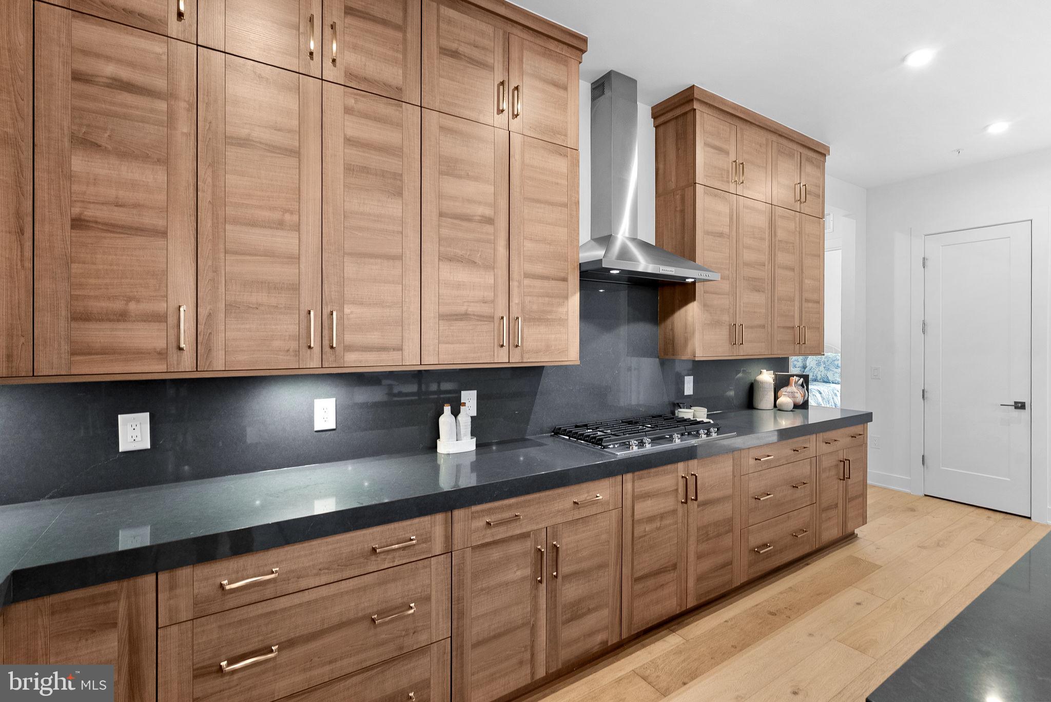 22171 SPRINGSIDE TERRACE 400