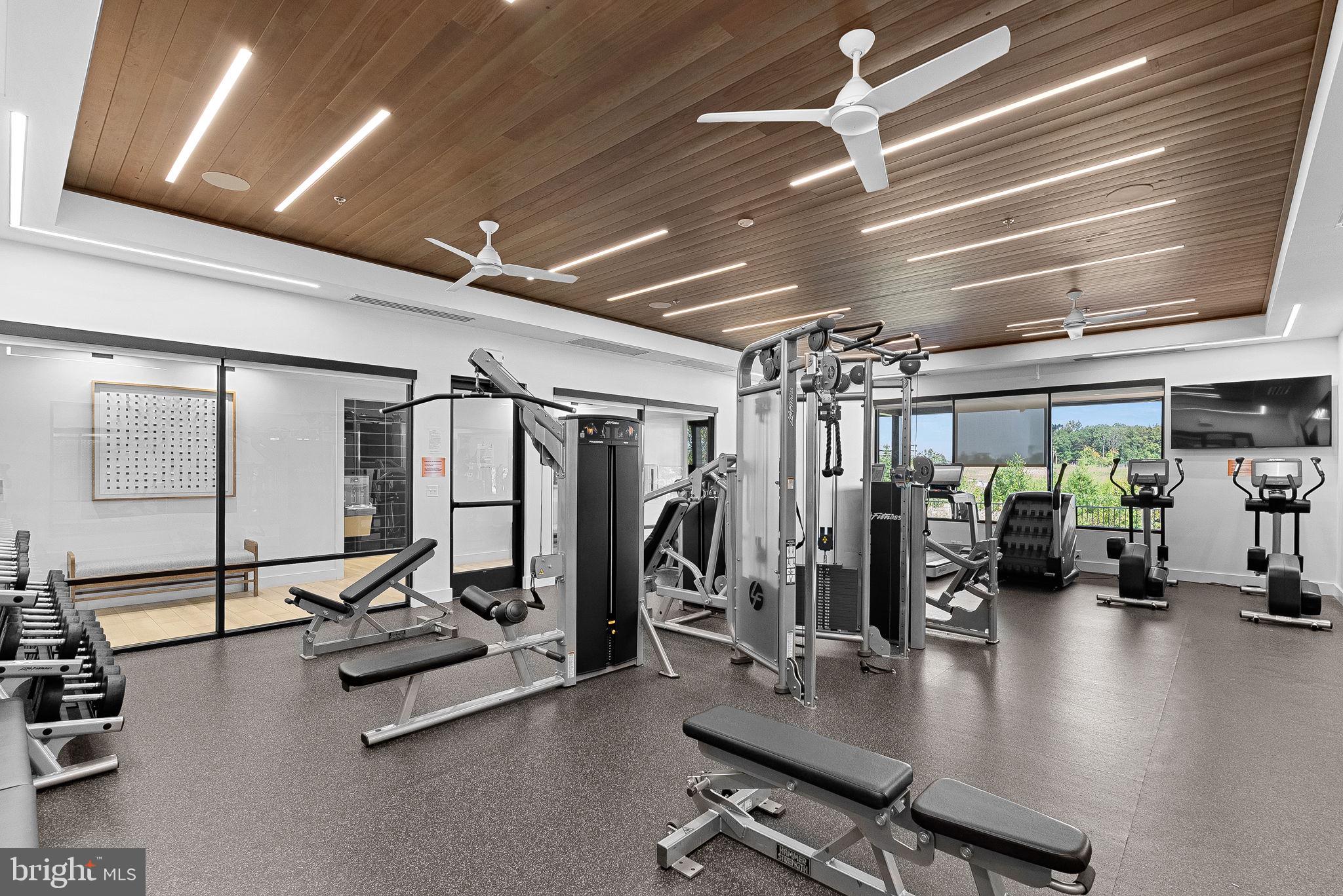 22171 SPRINGSIDE TERRACE 400