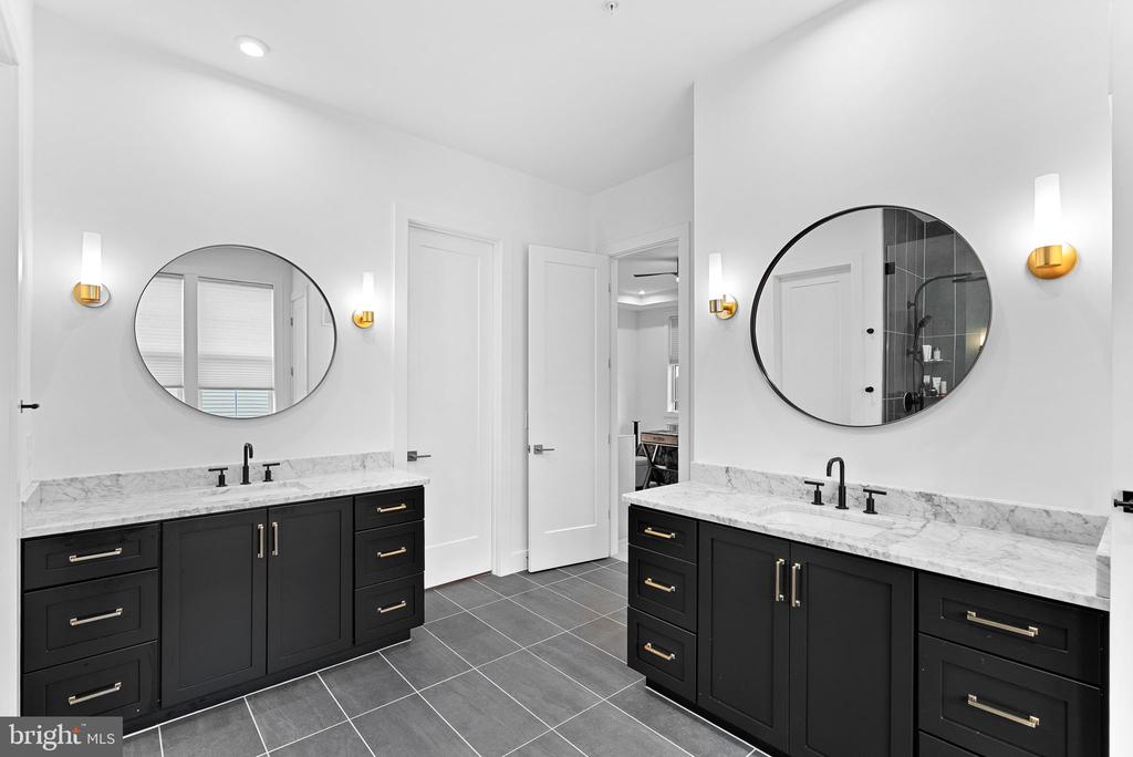 22171 SPRINGSIDE TERRACE 400