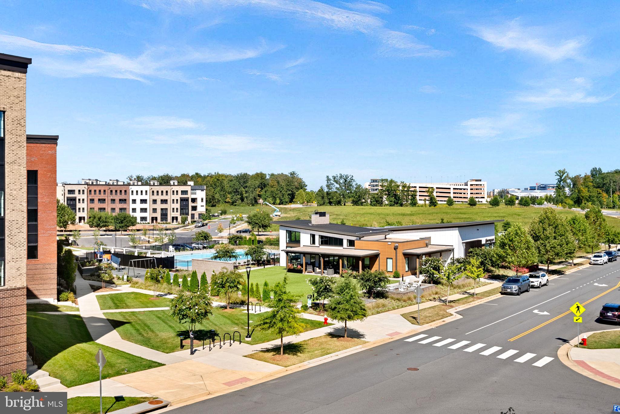 22171 SPRINGSIDE TERRACE 400