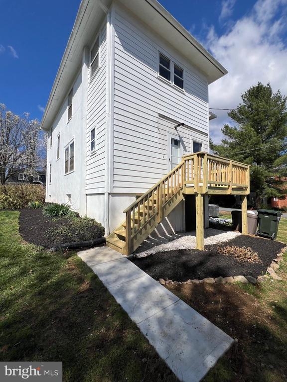 200 S ORCHARD DRIVE
