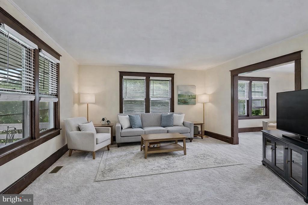 200 S ORCHARD DRIVE