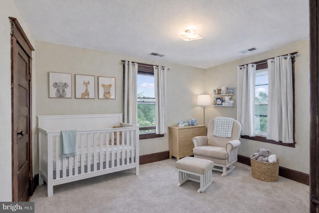 200 S ORCHARD DRIVE