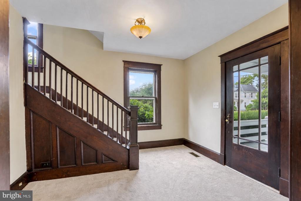 200 S ORCHARD DRIVE