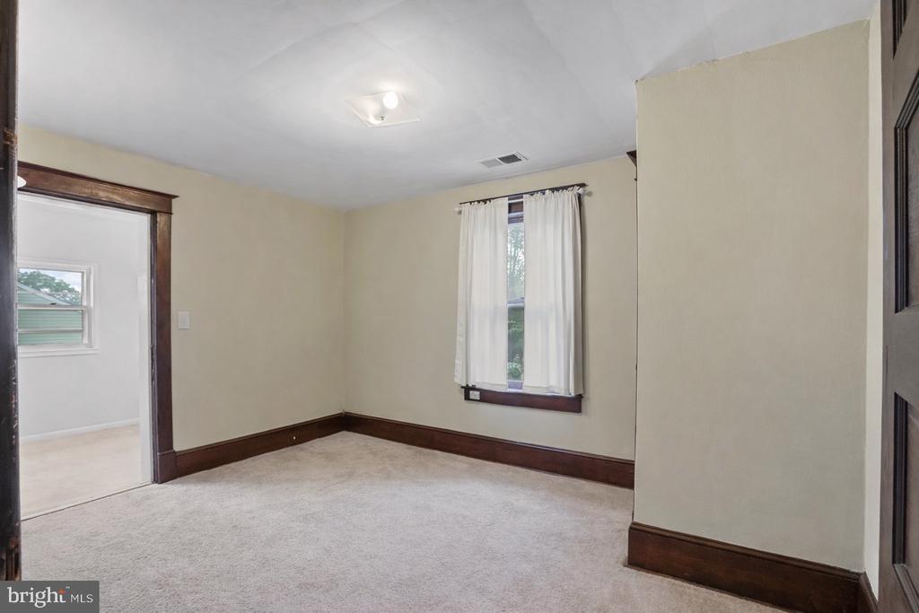 200 S ORCHARD DRIVE