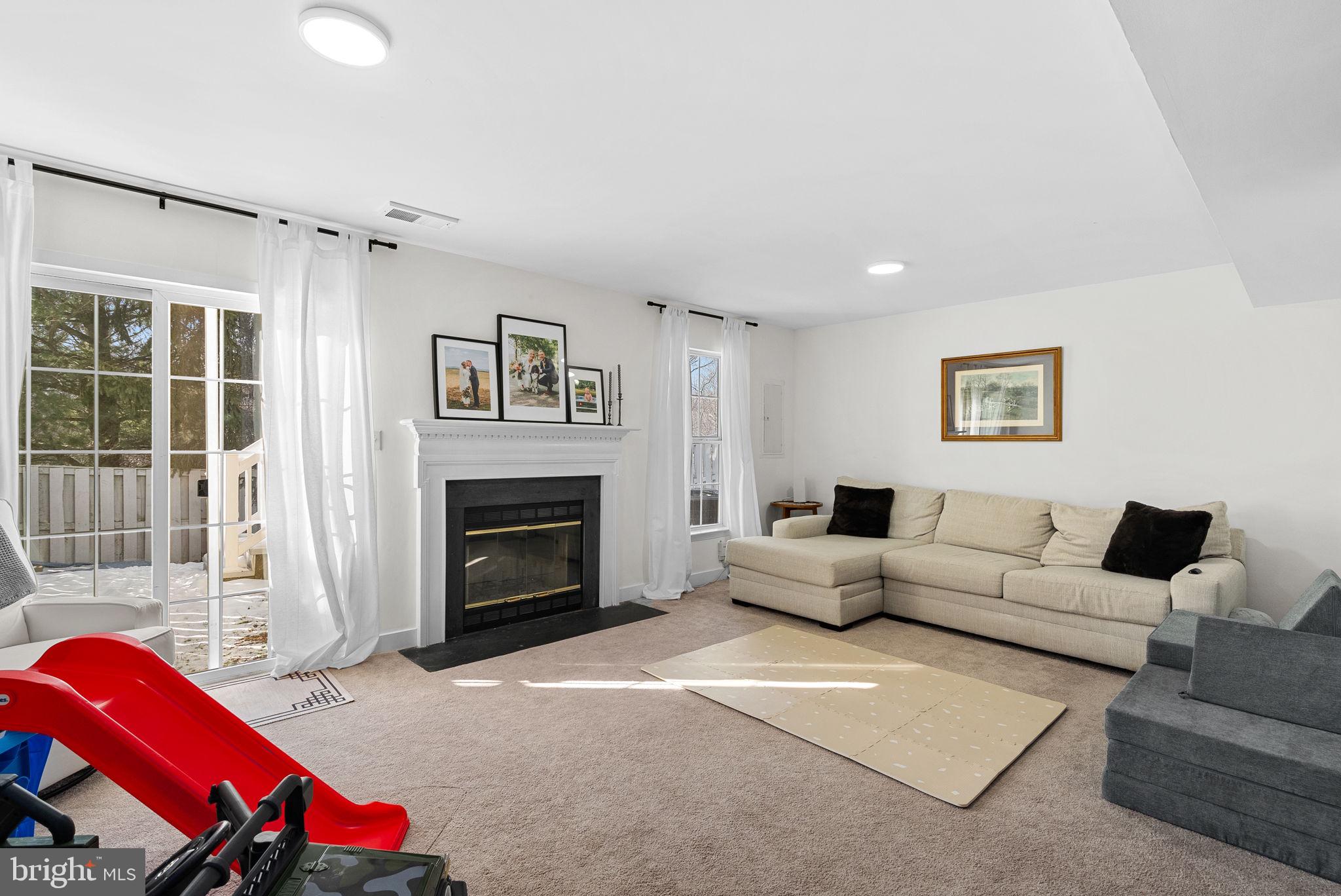 17525 BRISTOL TERRACE