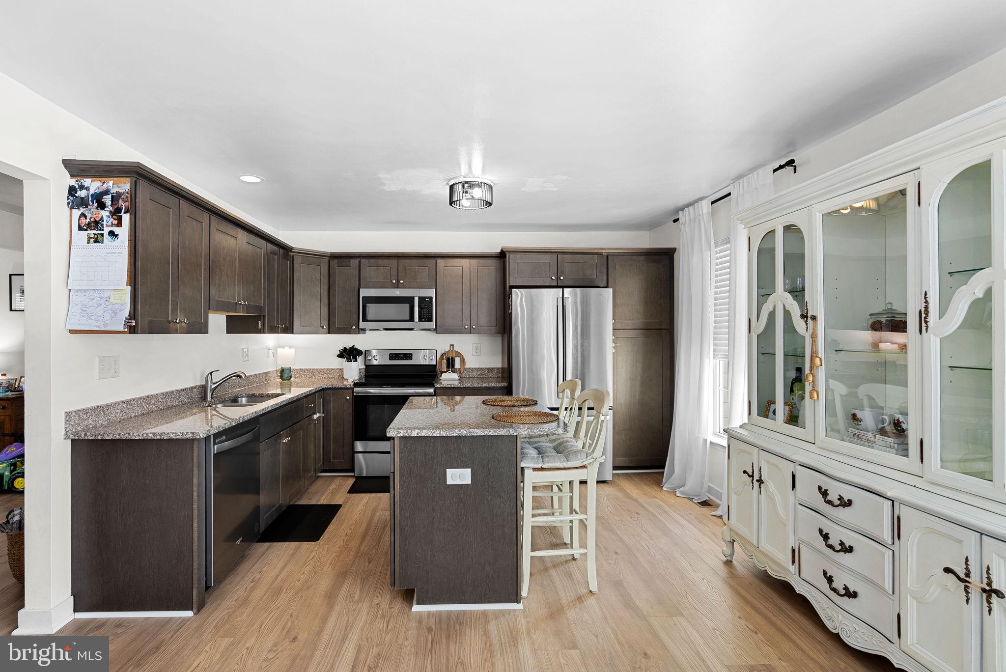 17525 BRISTOL TERRACE