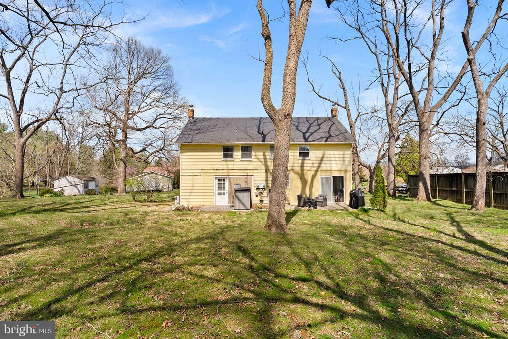 9 BURKE CIRCLE