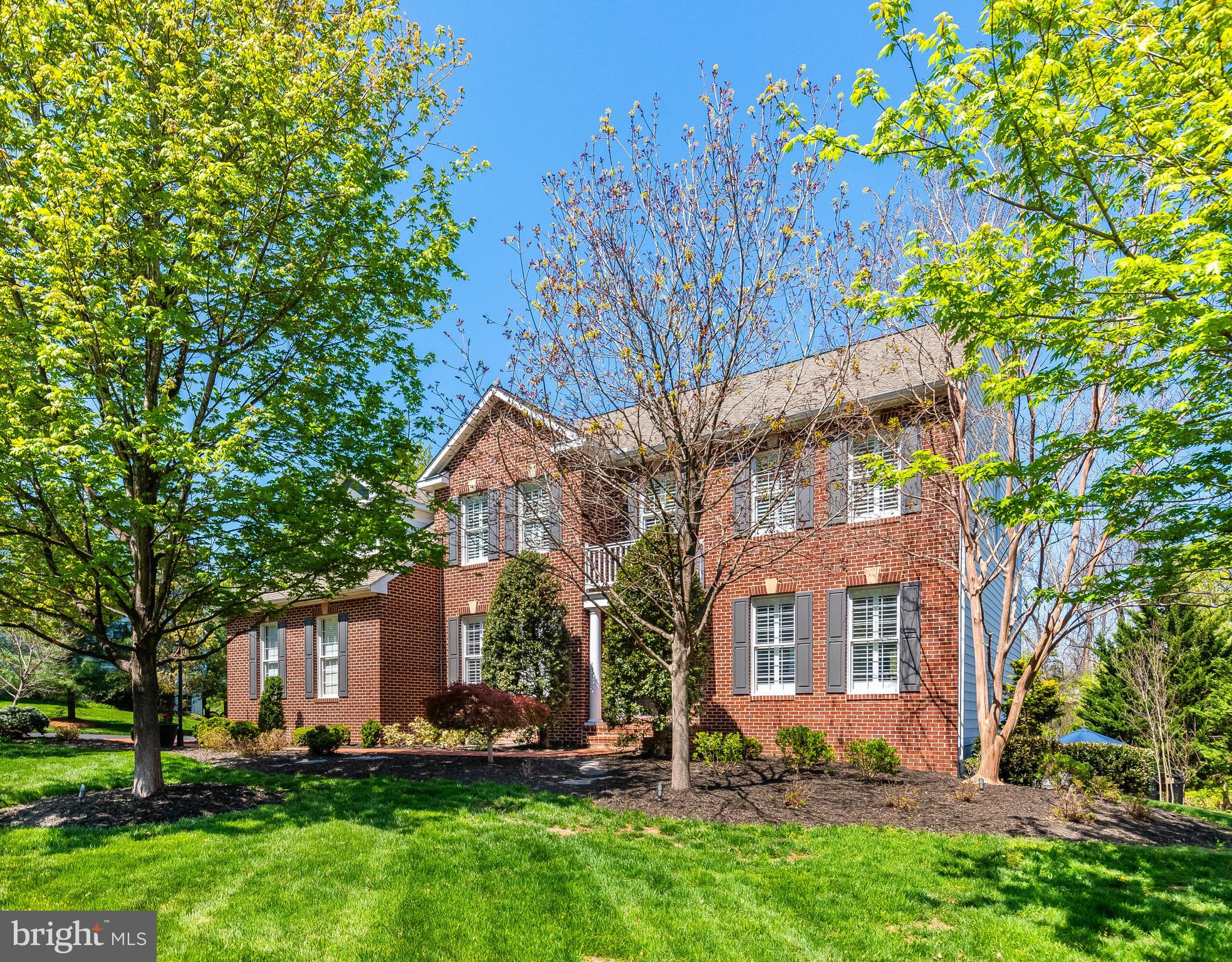619 BEAUREGARD DRIVE SE