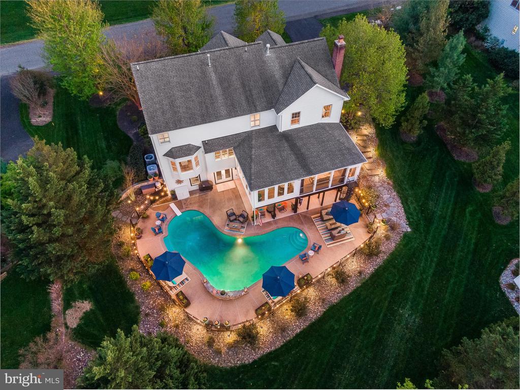 619 BEAUREGARD DRIVE SE