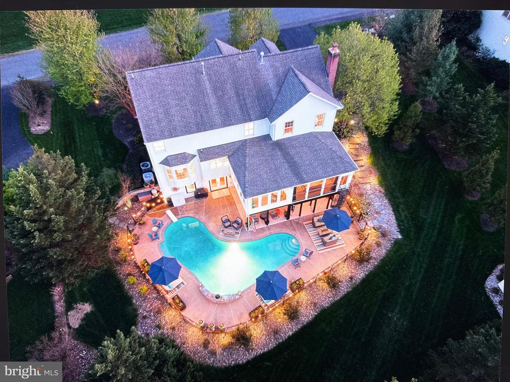 619 BEAUREGARD DRIVE SE