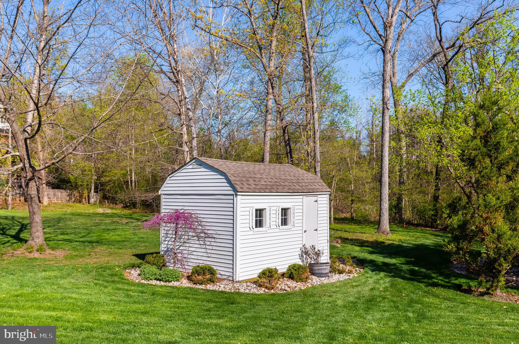 619 BEAUREGARD DRIVE SE
