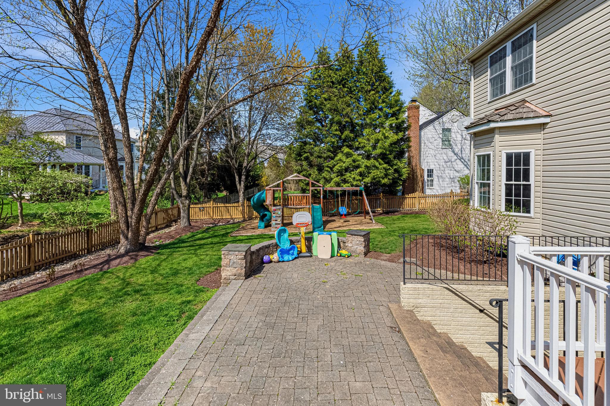 1403 HARLE PLACE SW