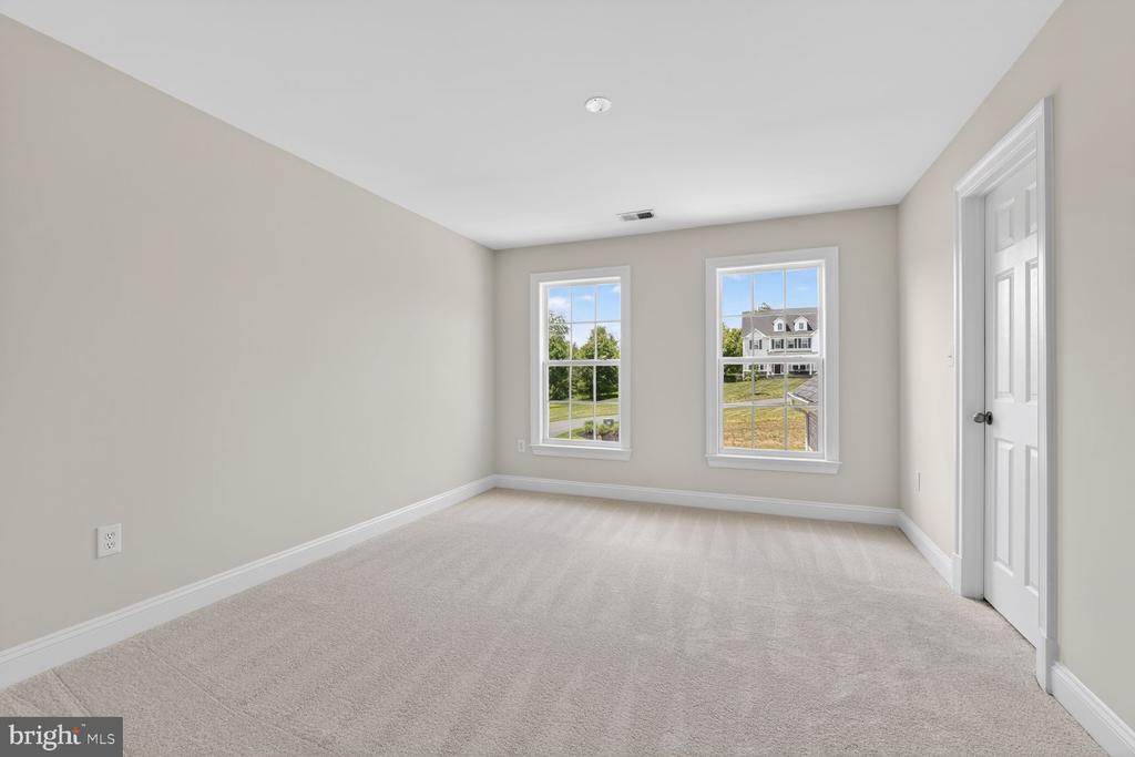 16546 LANCE TRAIL COURT