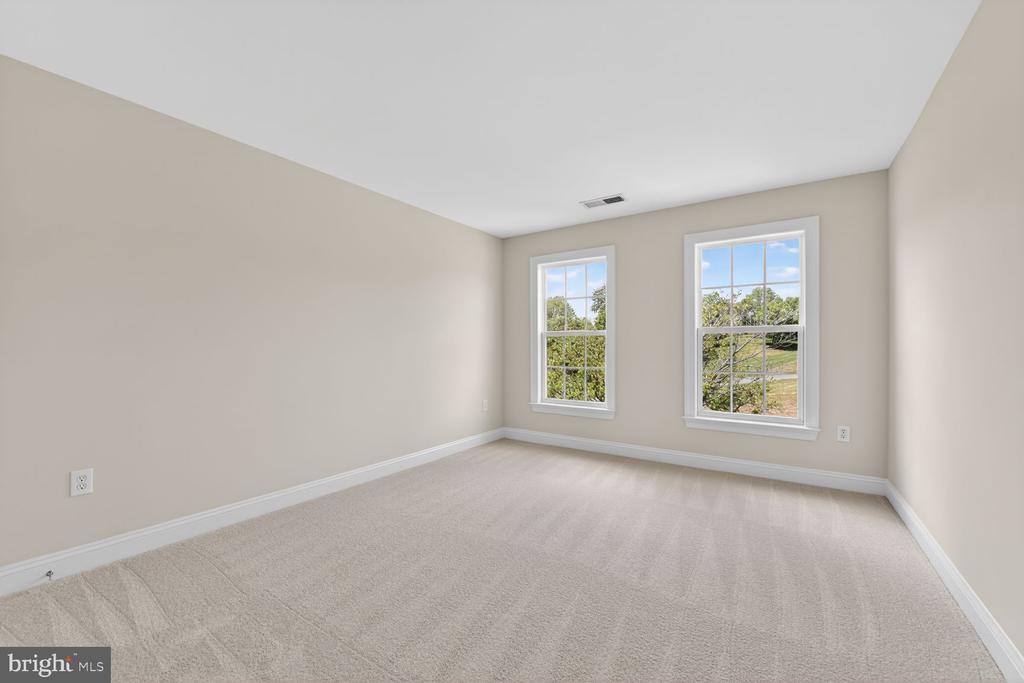 16546 LANCE TRAIL COURT