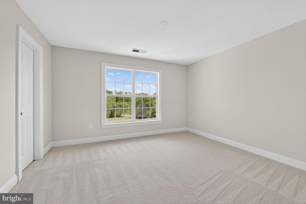 16546 LANCE TRAIL COURT