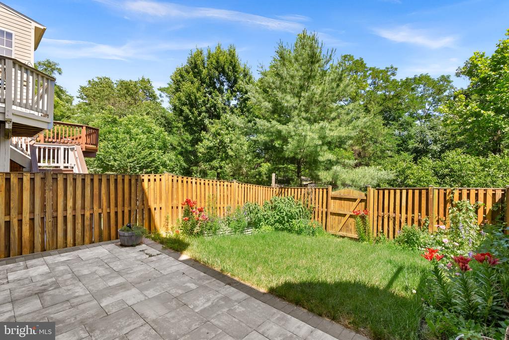 43804 LEES MILL SQUARE