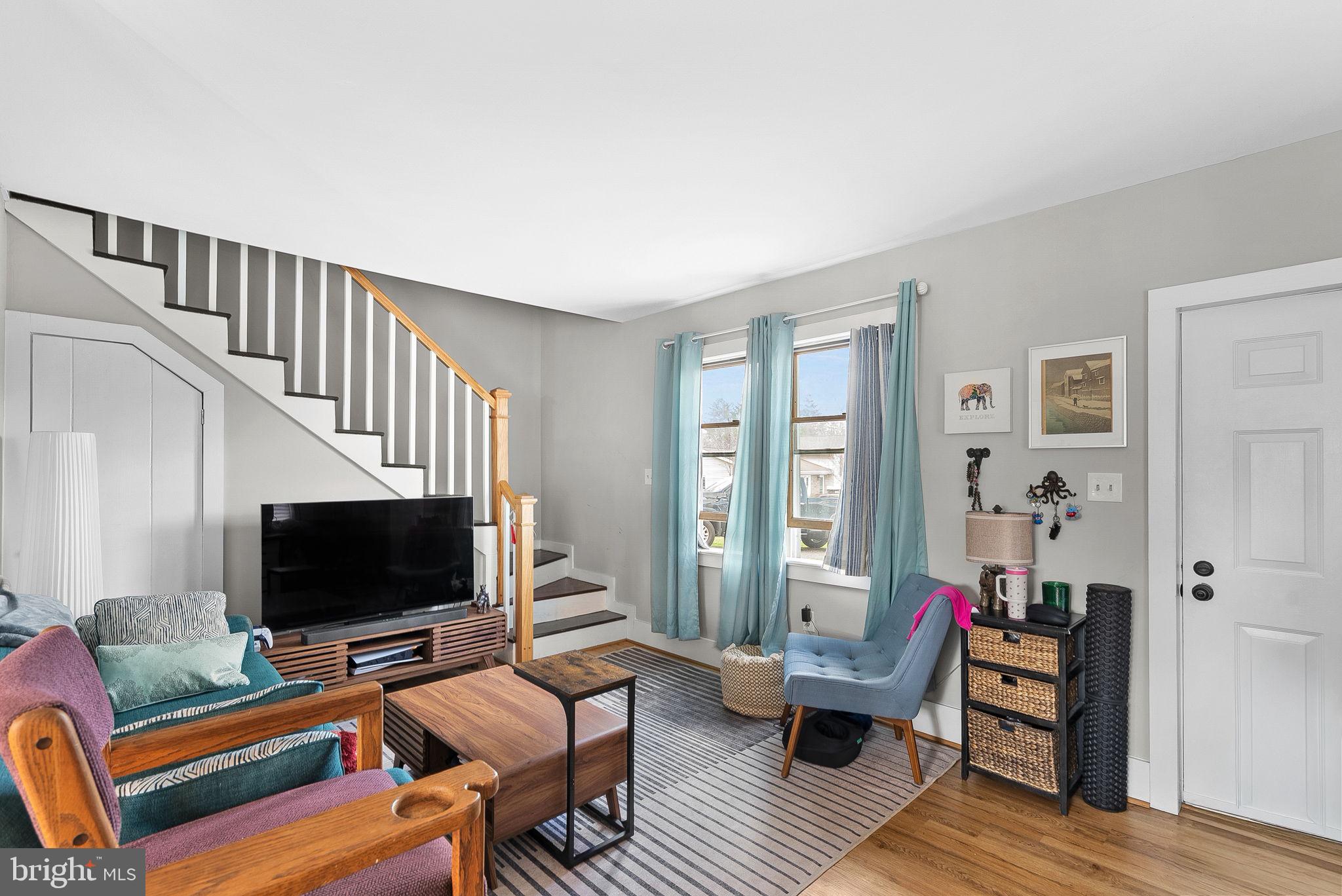 9 BURKE CIRCLE